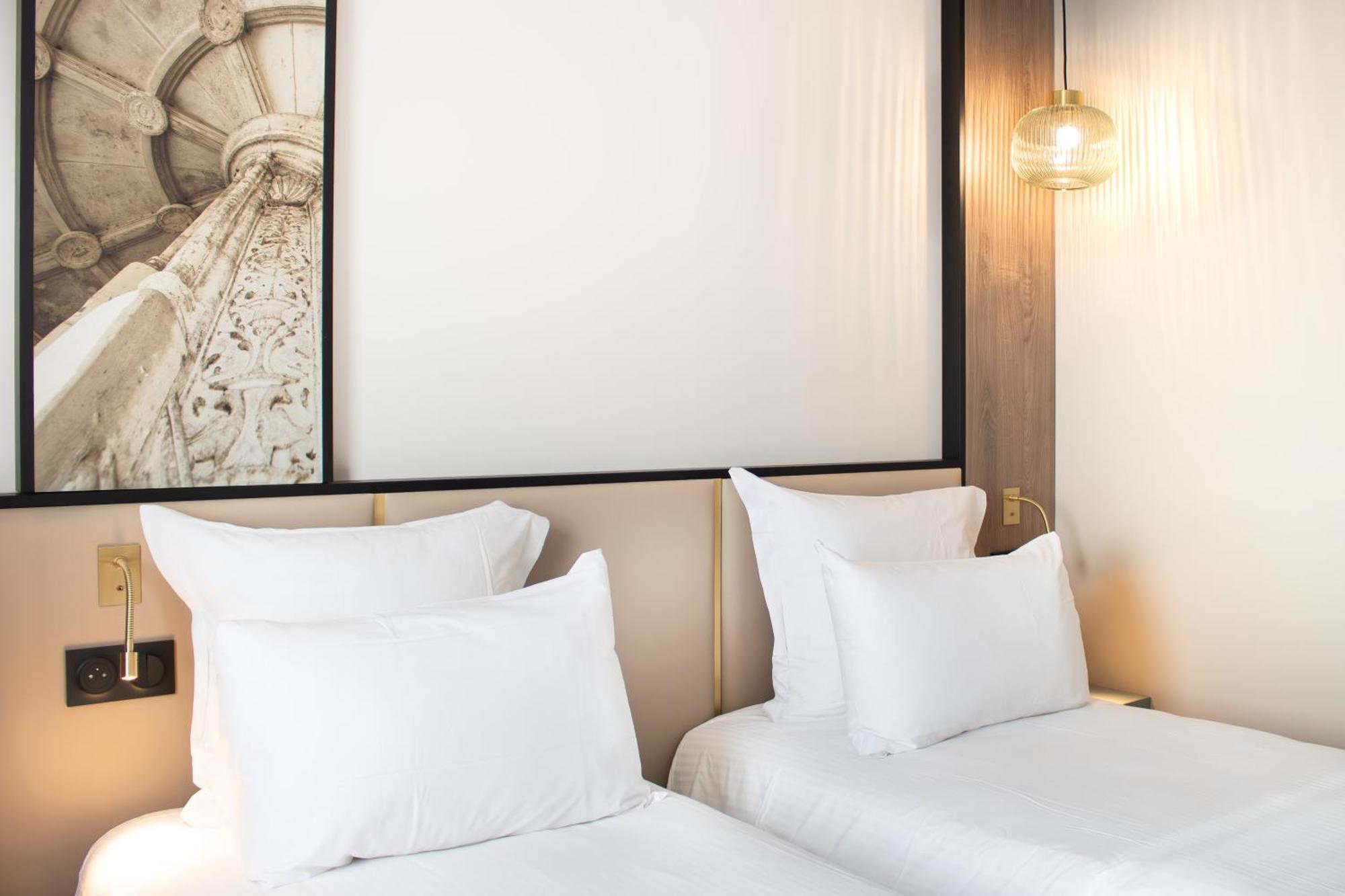 Brit Hotel Blois - Le Prema ภายนอก รูปภาพ